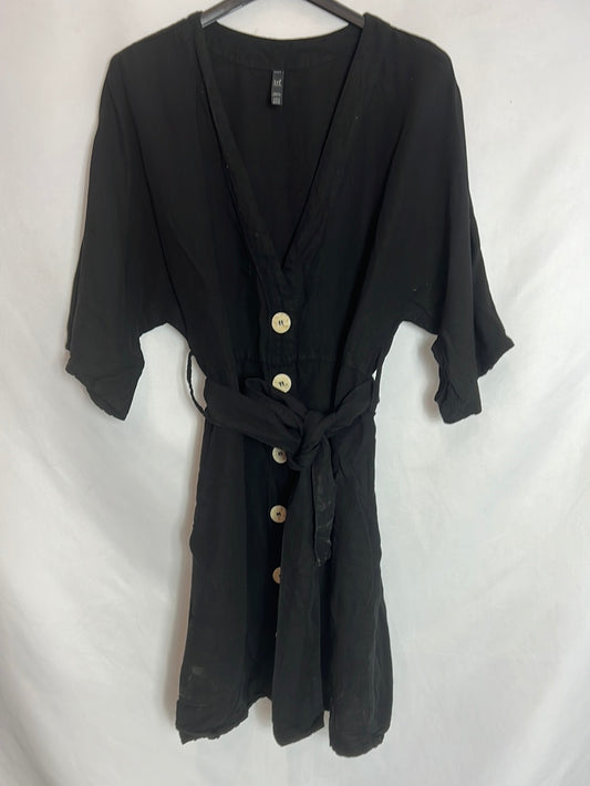 ZARA. Black buttoned dress Tm