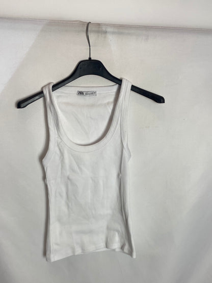 ZARA. White halterneck top. Ts
