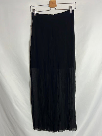 ZARA. Falda larga semi transparente  negra. T S
