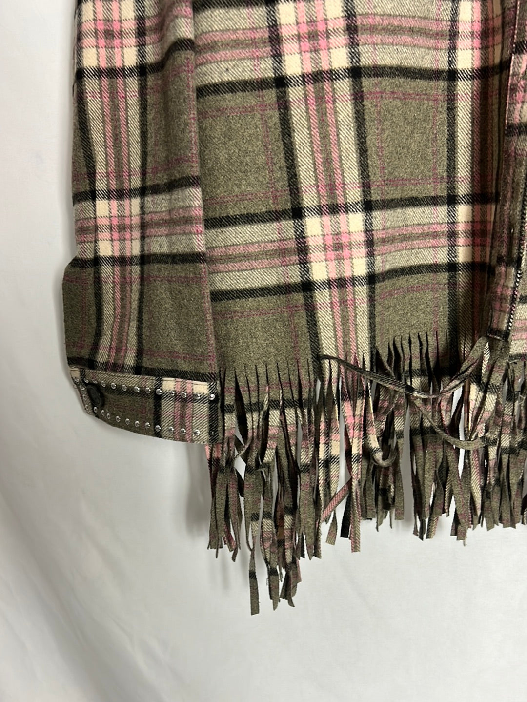 ZARA. Checked jacket with fringes. TL