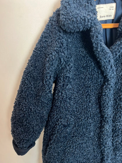 ZARA. Blue sheepskin coat. Size 6 years