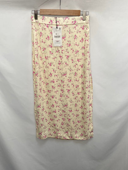ZARA.Falda midi beige florecitas T.S