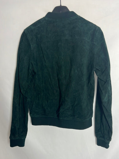 STRADIVARIUS. Chaqueta piel verde. T S