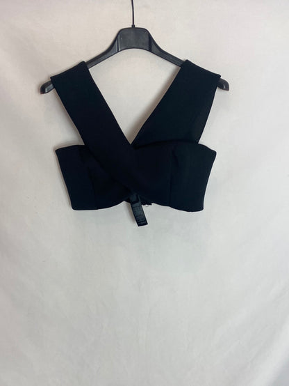 ASOS. Crop top negro cruzadop. T.XS
