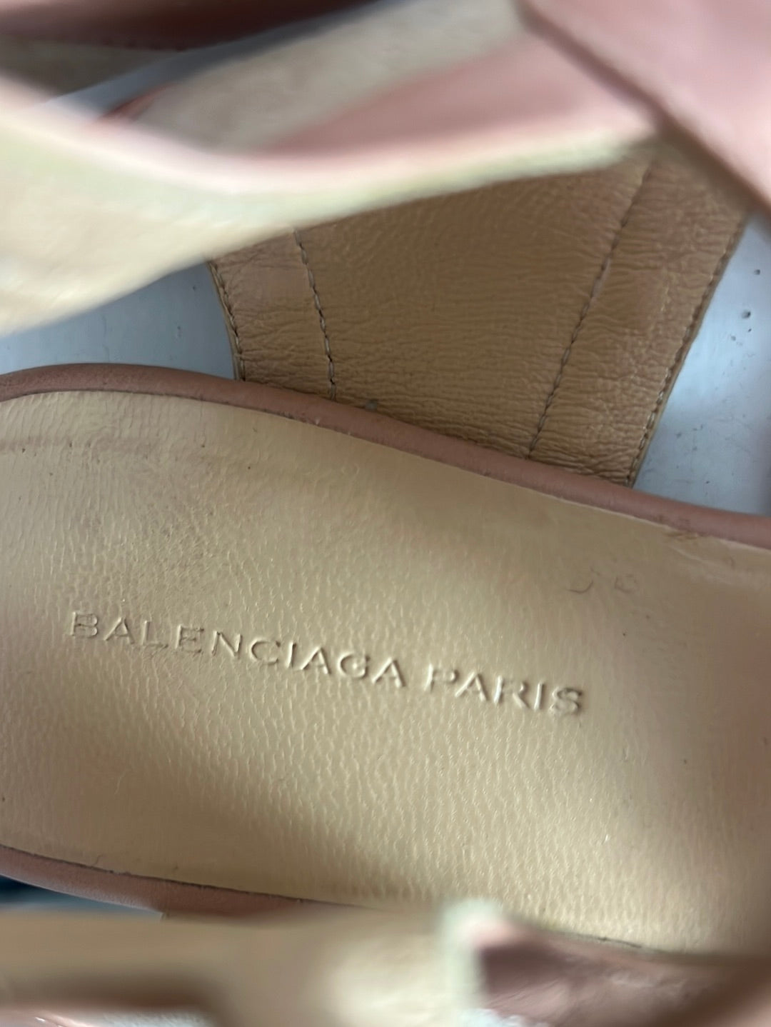 BALENCIAGA. Sandalias planas rosas tiras. T 37 (tara)