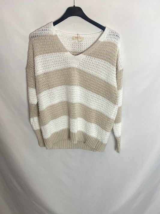 WHITE&amp;ONE. White and beige striped sweater TL