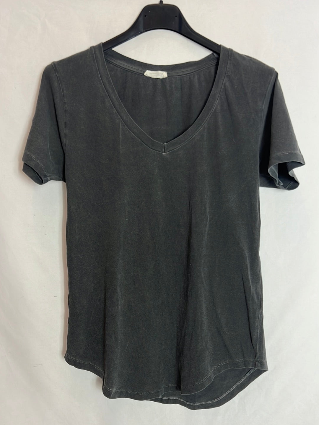 AMERICAN VINTAGE. Distressed gray T-shirt. TS