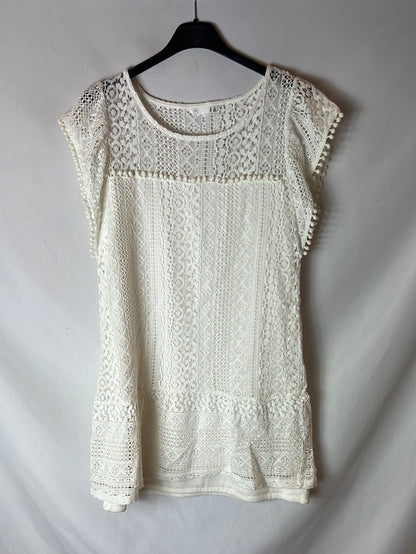 LEFTIES. White lace dress. TS