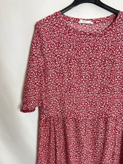 MANGO. Red midi dress with white flowers. TS