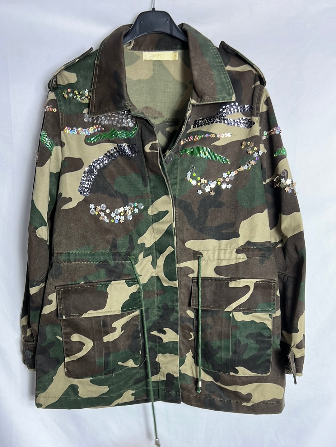 BDBA. Cazadora camuflaje lentejuelas T.38