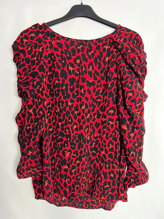 ZARA. Blusa roja animal print . T S