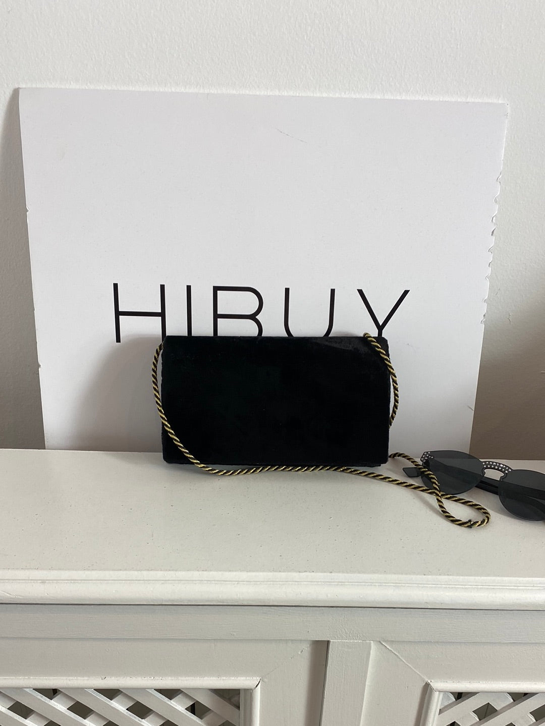 OTHERS. Black velvet bag