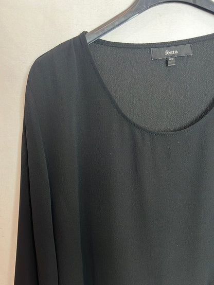 FESTA. Blusa negra volante T 52 (XXL)