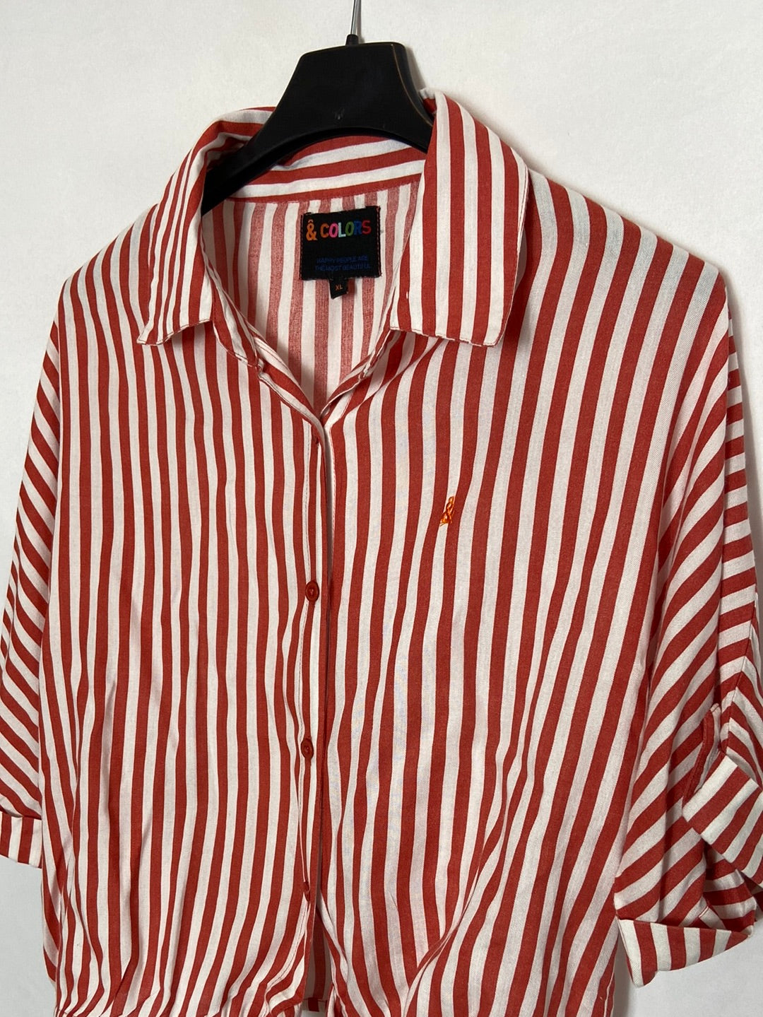&COLORS. Camisa de rayas anudada T.XL