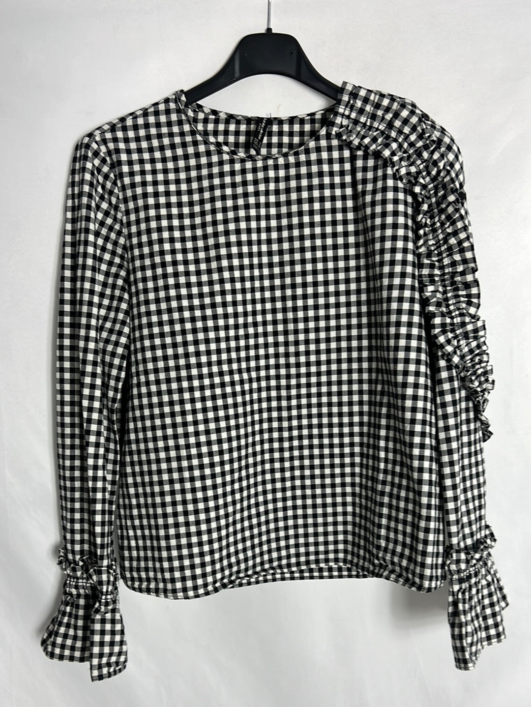 ZARA. Blusa cuadros vichy volante manga. T S
