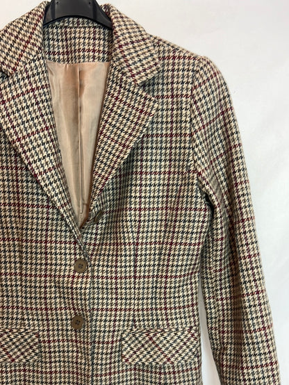 LÁRGUEL. Vintage checked wool blazer. Size 42