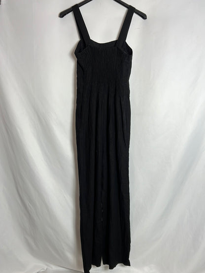 ZARA. Mono negro largo efecto lino. T XS