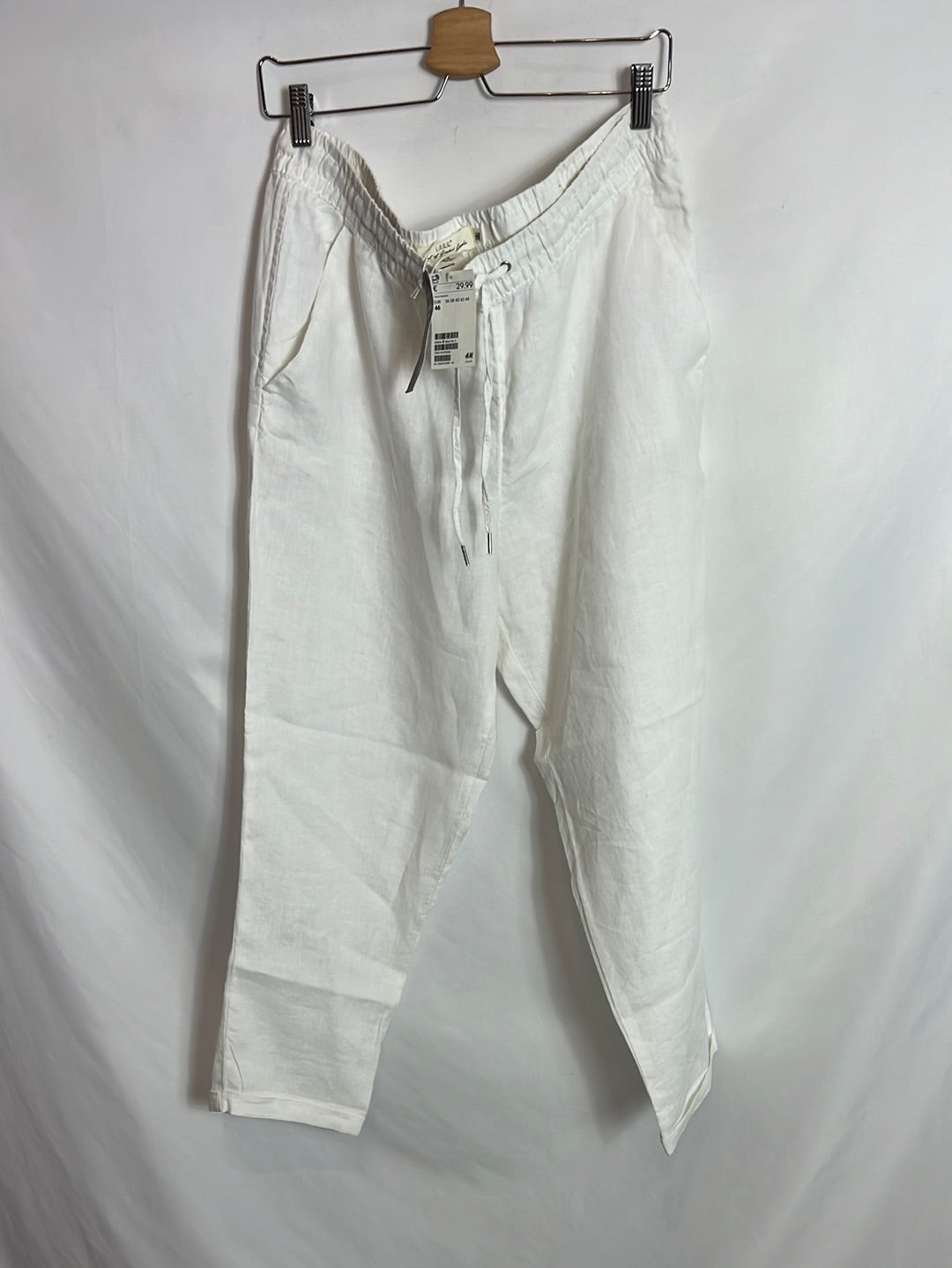 H&amp;M. Off-white linen trousers. Size 46