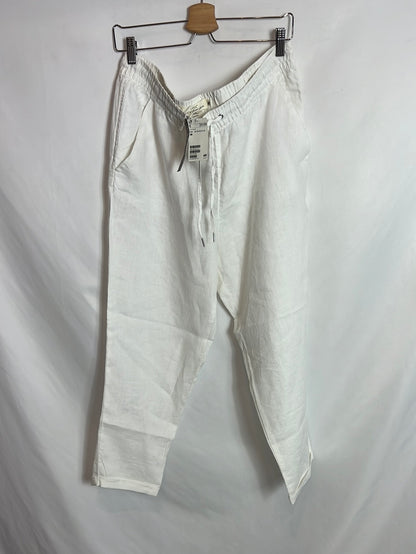 H&amp;M. Off-white linen trousers. Size 46
