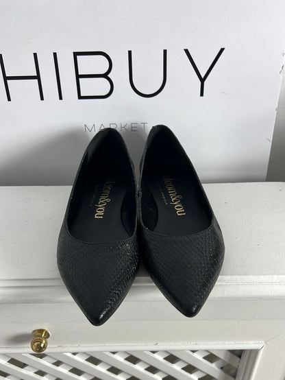 BLOOM&amp;YOU. Black textured leather ballet flats. Size 38