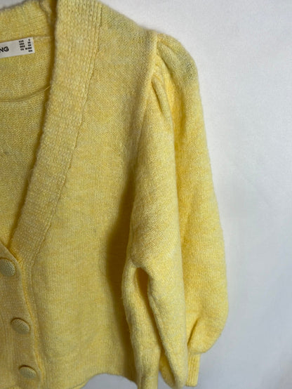MANGO. Cárdigan amarillo. T.xs