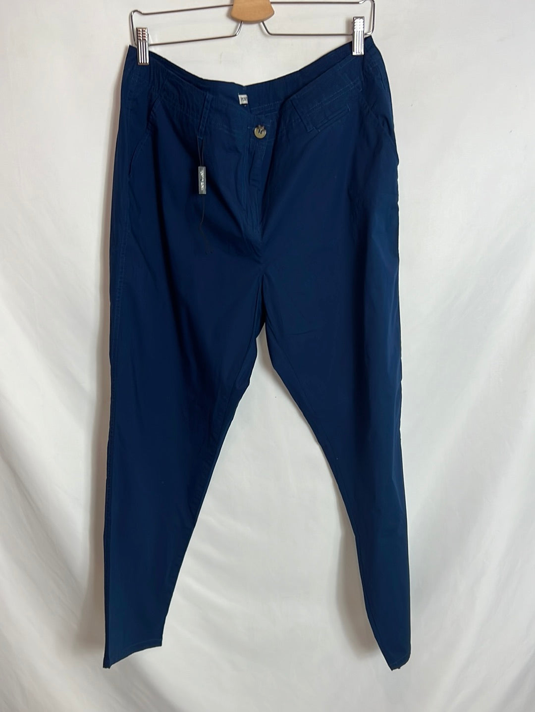 PUNTO ROMA. Fine-knit blue trousers. Size 50