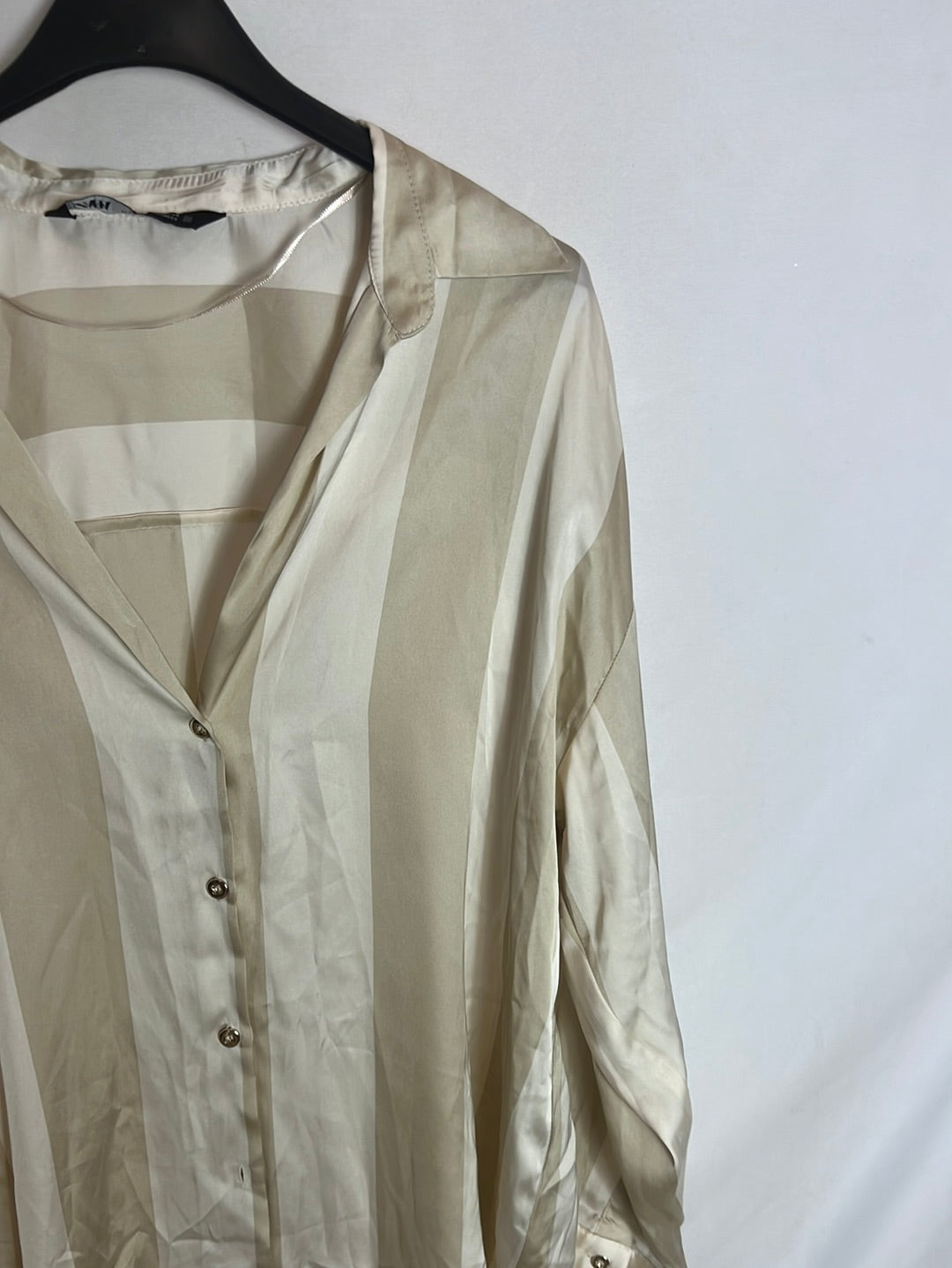 ZARA. Camisa botones satinada rayas. T.S