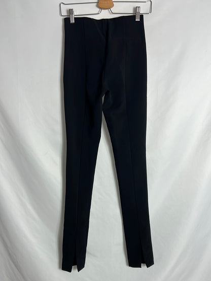 ZARA. Pantalón negro ajustado estilo leggins. T XS