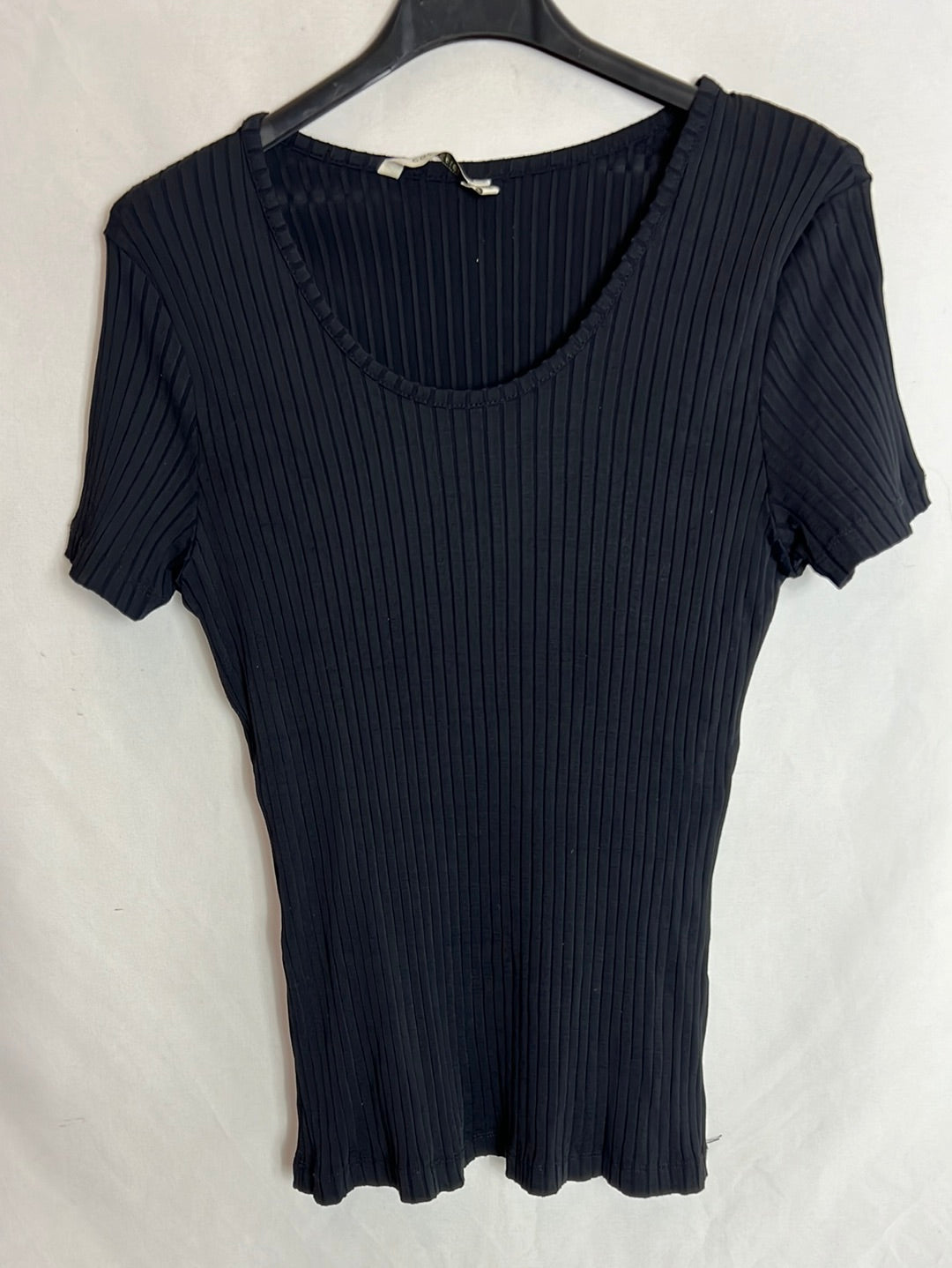 CORTEFIEL. Blue ribbed T-shirt, size 42