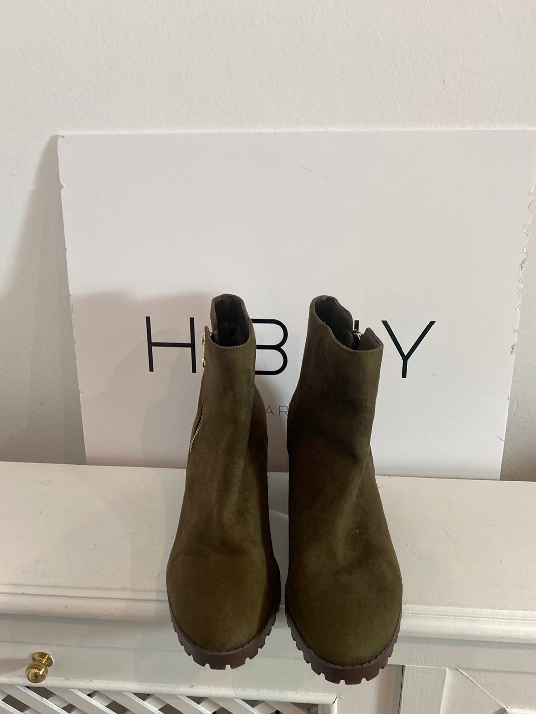 SPRINGFIELD. Botones verde oscuro antelinaT.41