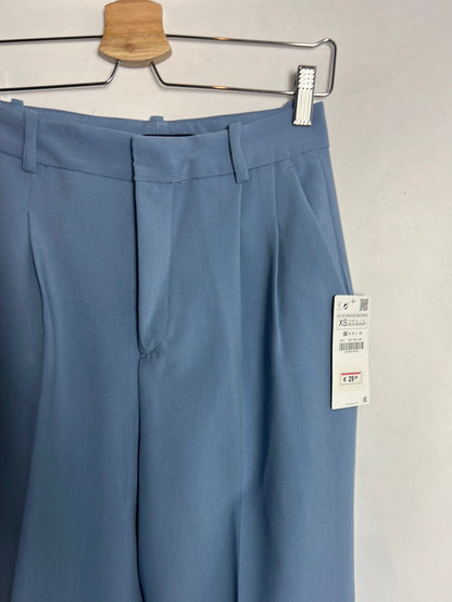 ZARA. Light blue wide-leg trousers. Size XS