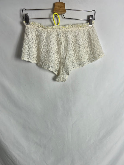 EBERJEY. Shorts crochet beige. T S/M