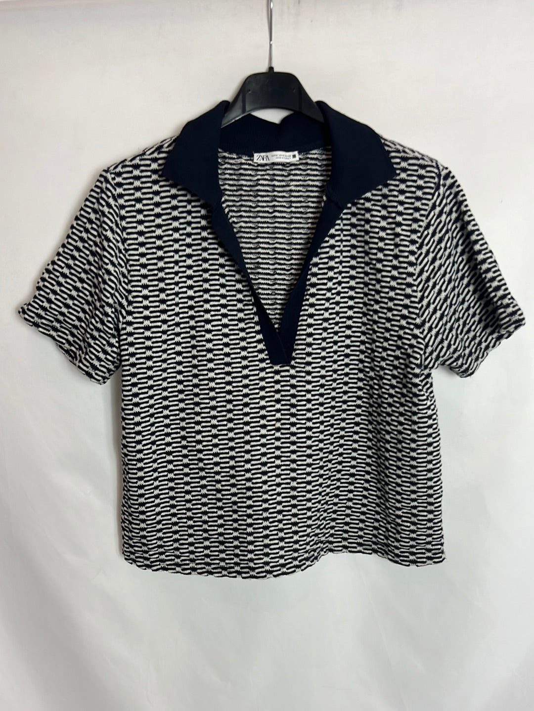 ZARA. Top textura estilo polo azul y blanco. T M