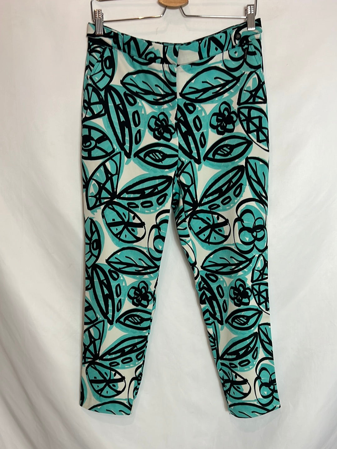 PEDRO DEL HIERRO. A total look with a printed top and pants. Size 38/40