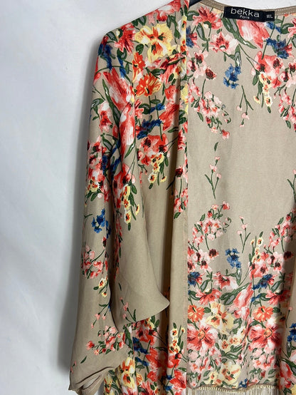 BEKKA. Kimono beige flores. T M/L