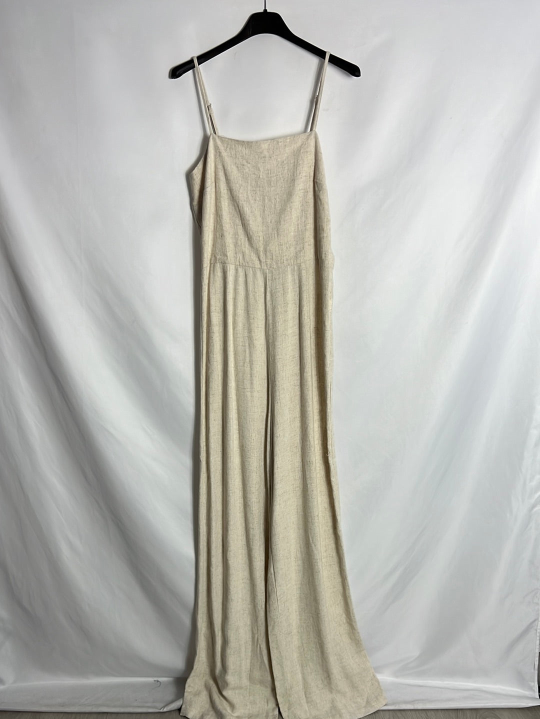 STRADIVARIUS. Beige linen-effect long jumpsuit. TM