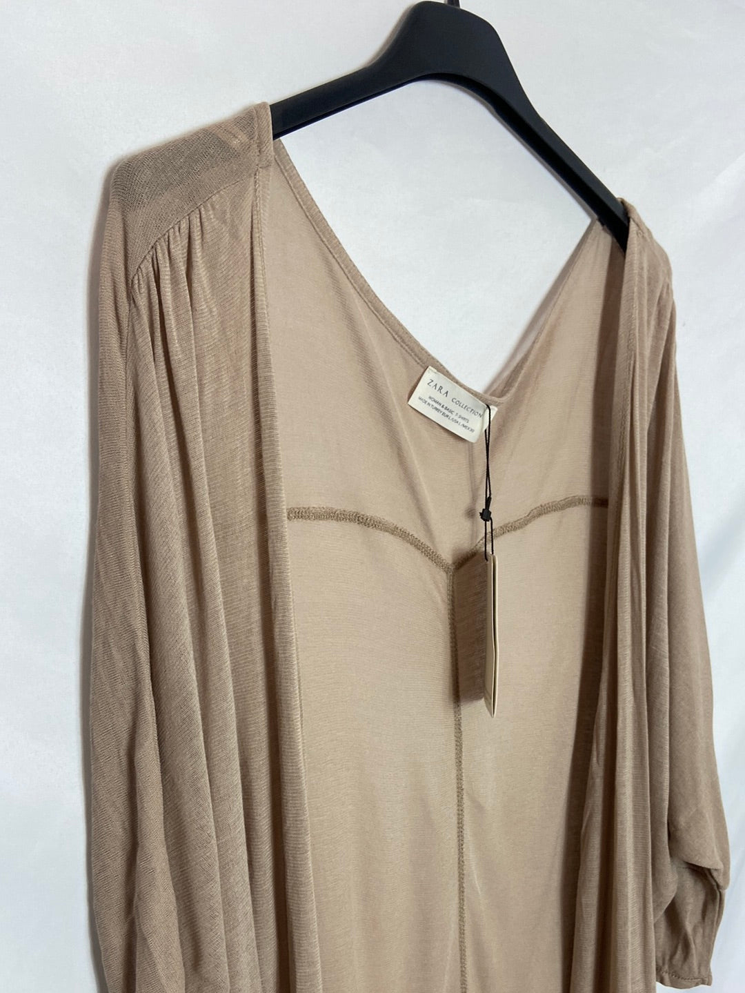 ZARA. Thin beige cardigan T. L