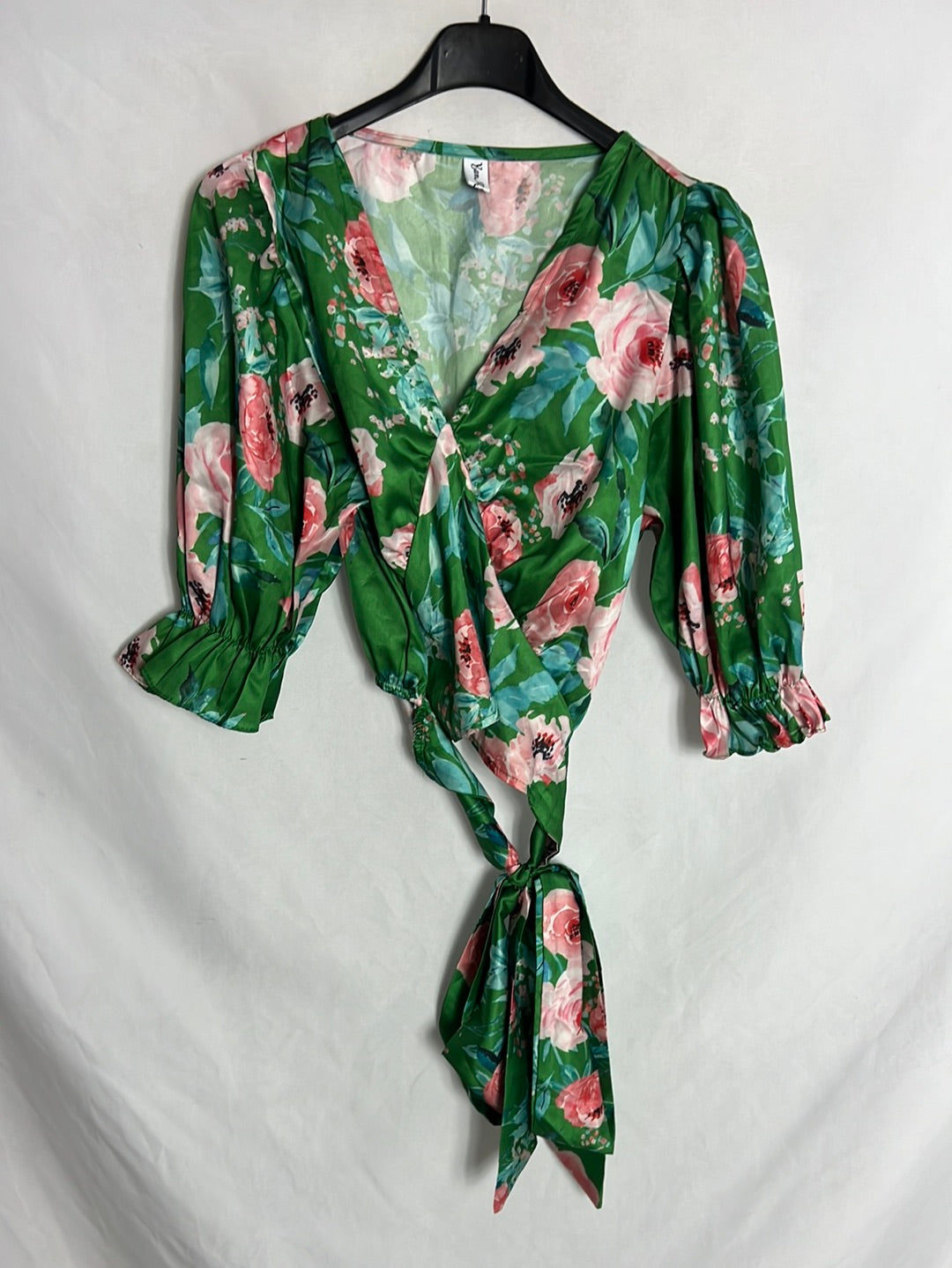 OTHERS. Top with bow on the back and flowers. YOUR