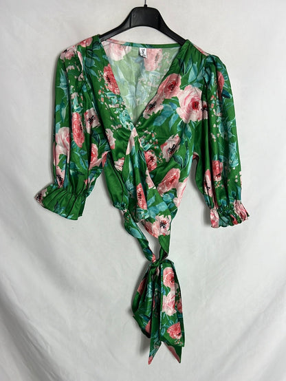 OTHERS. Top with bow on the back and flowers. YOUR