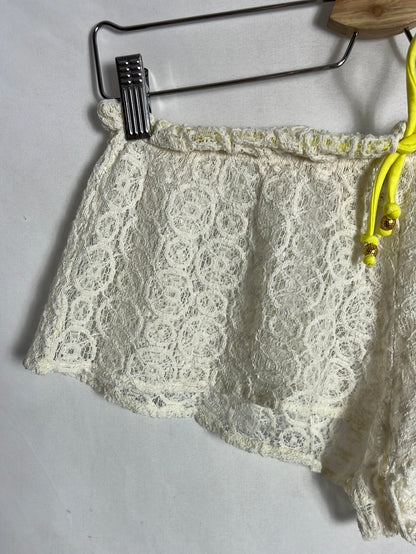 EBERJEY. Shorts crochet beige. T S/M