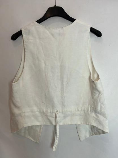 MASSIMO DUTTI. Short linen bank vest. TM