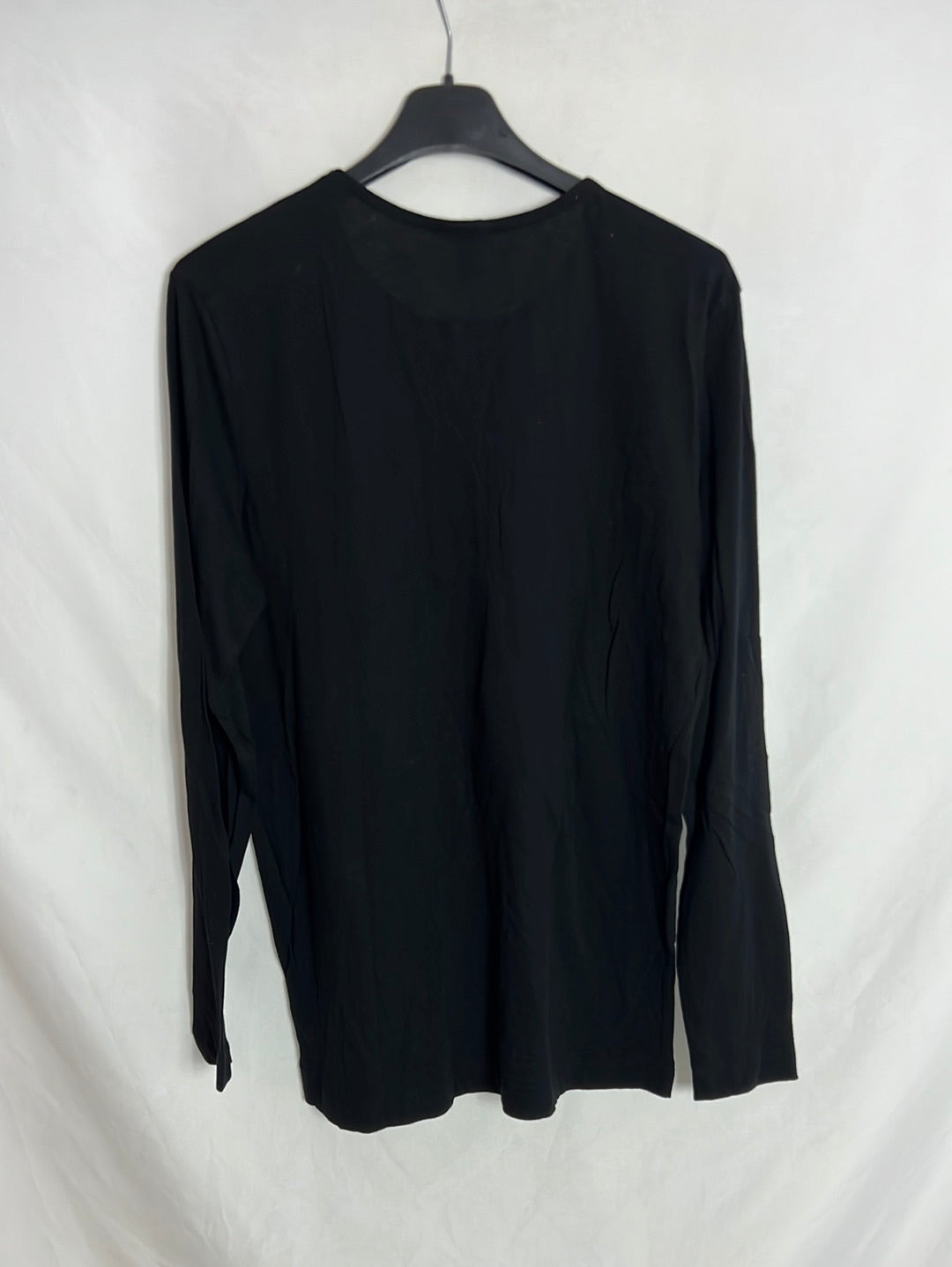 H&M. Camiseta manga larga negra. T M