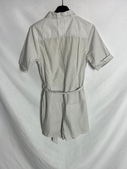 OYSHO. Mono corto blanco rayas grises. T S