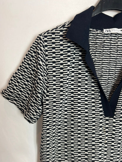 ZARA. Top textura estilo polo azul y blanco. T M