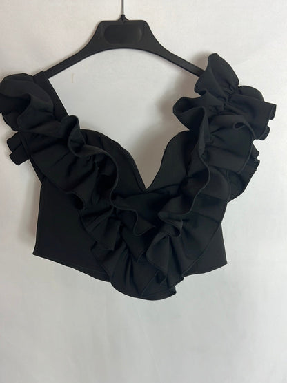 DANITY.Black crop top with ruffles Ts