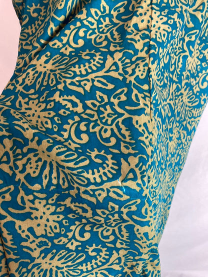 IPANIMA. Blusa estampada  bicolor. T.S/M. (Tara)