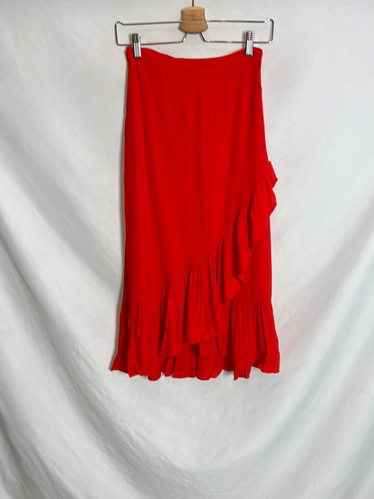 H&amp;M. Red ruffled midi skirt. Size 34