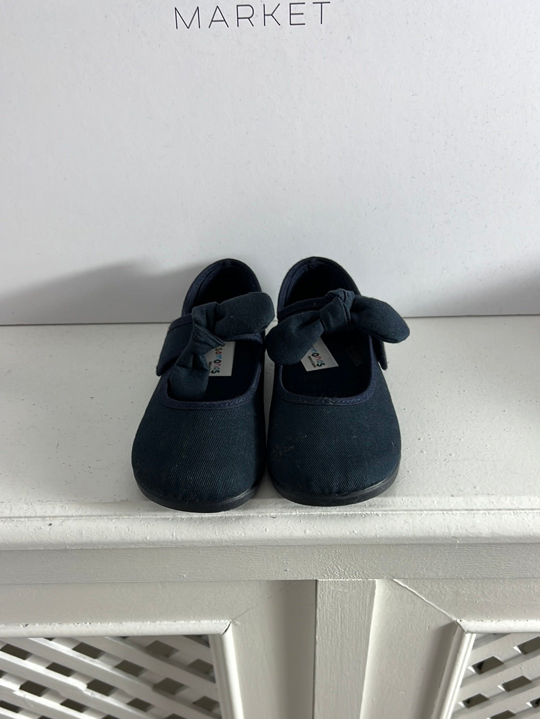 PISAMONAS. Blue bow-knot Mary Janes. Size 25