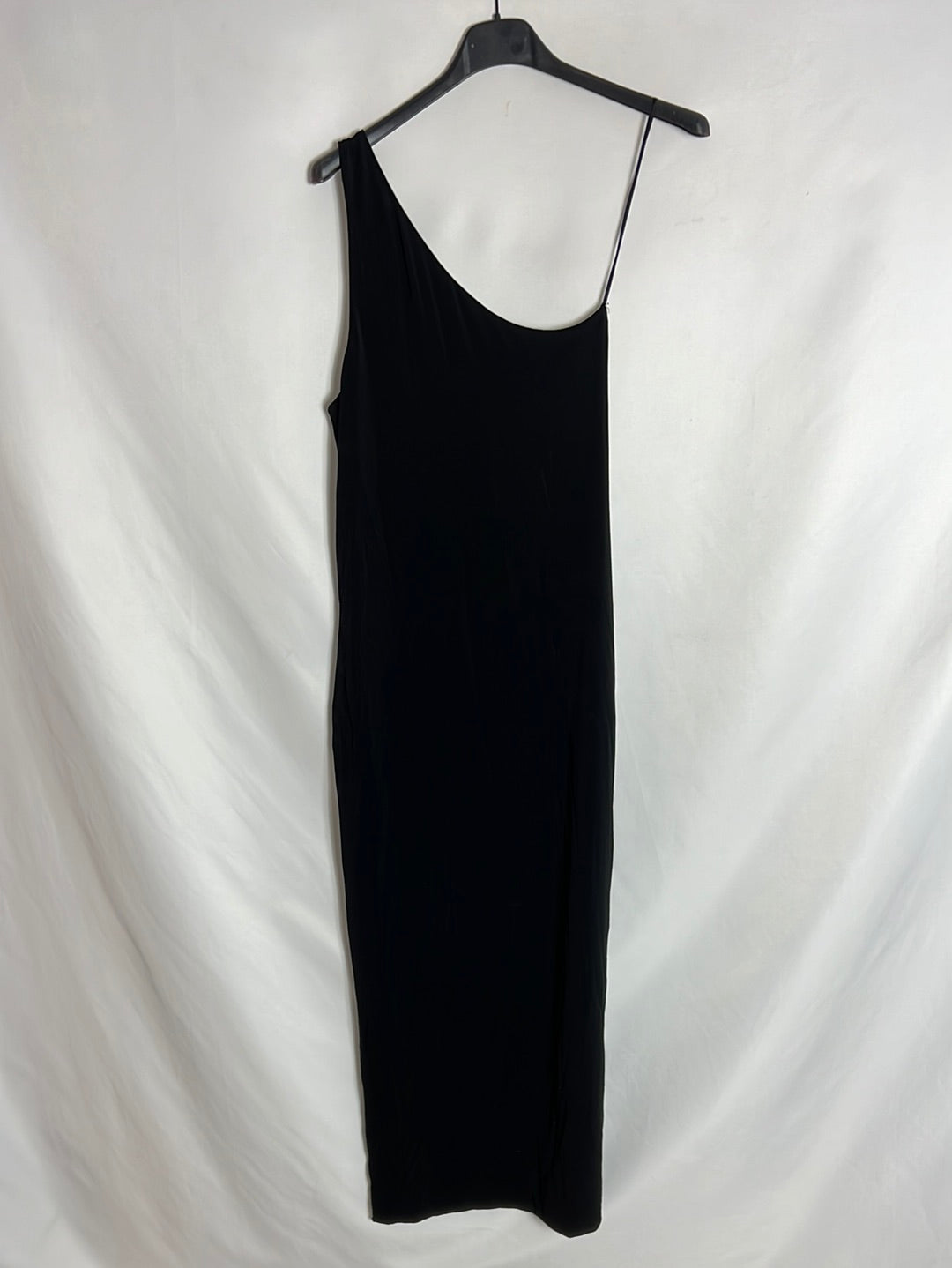 H&M. Vestido midi ajustado asimétrico. T 38