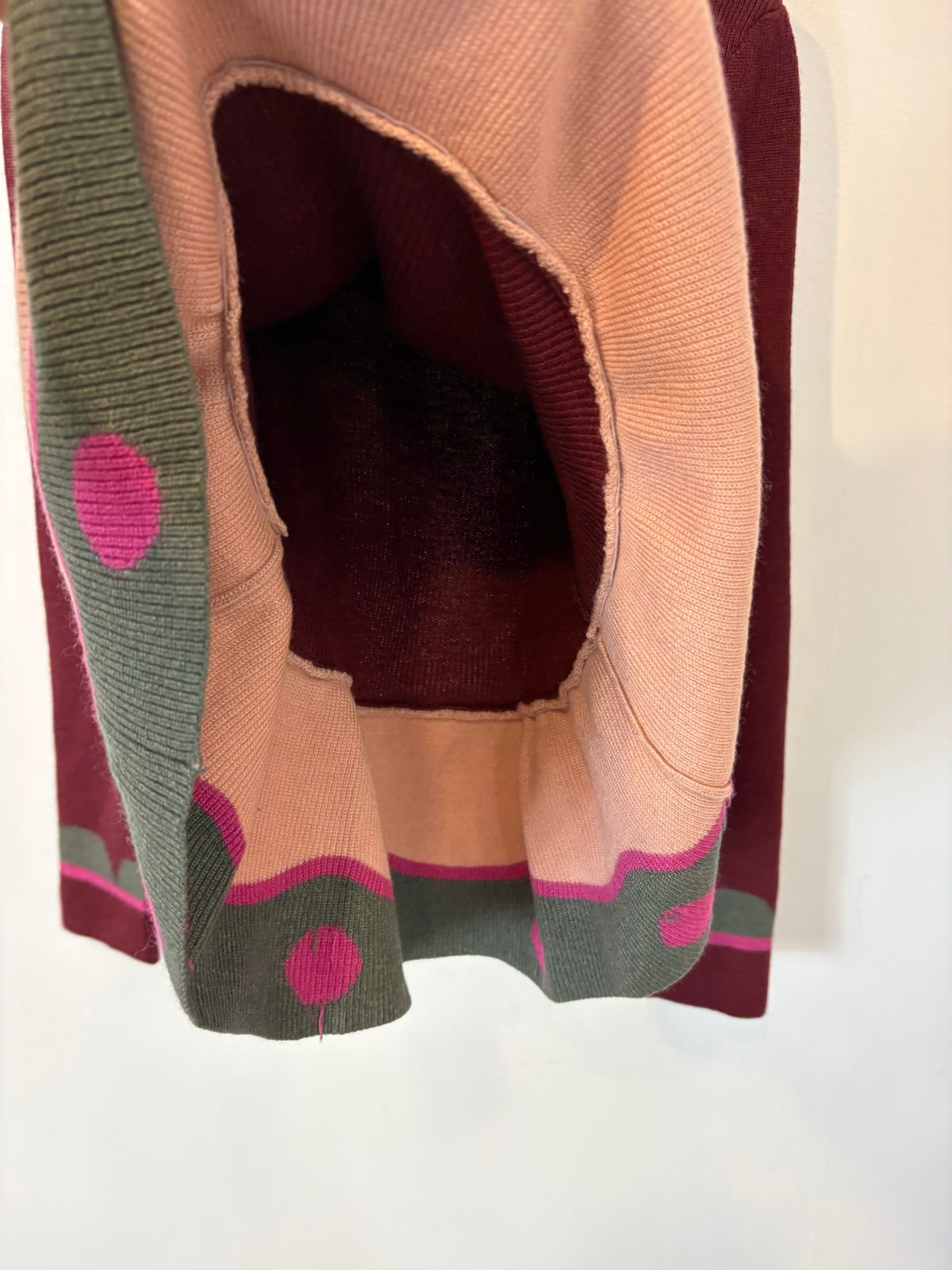 RED VALENTINO. Jersey burdeos detalle cintura